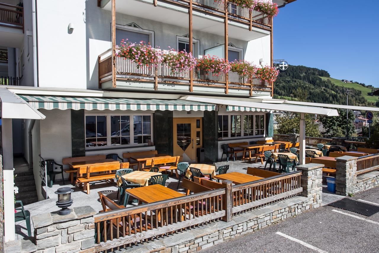 Gasthaus Zum Weissen Kreuz Lazfons Εξωτερικό φωτογραφία